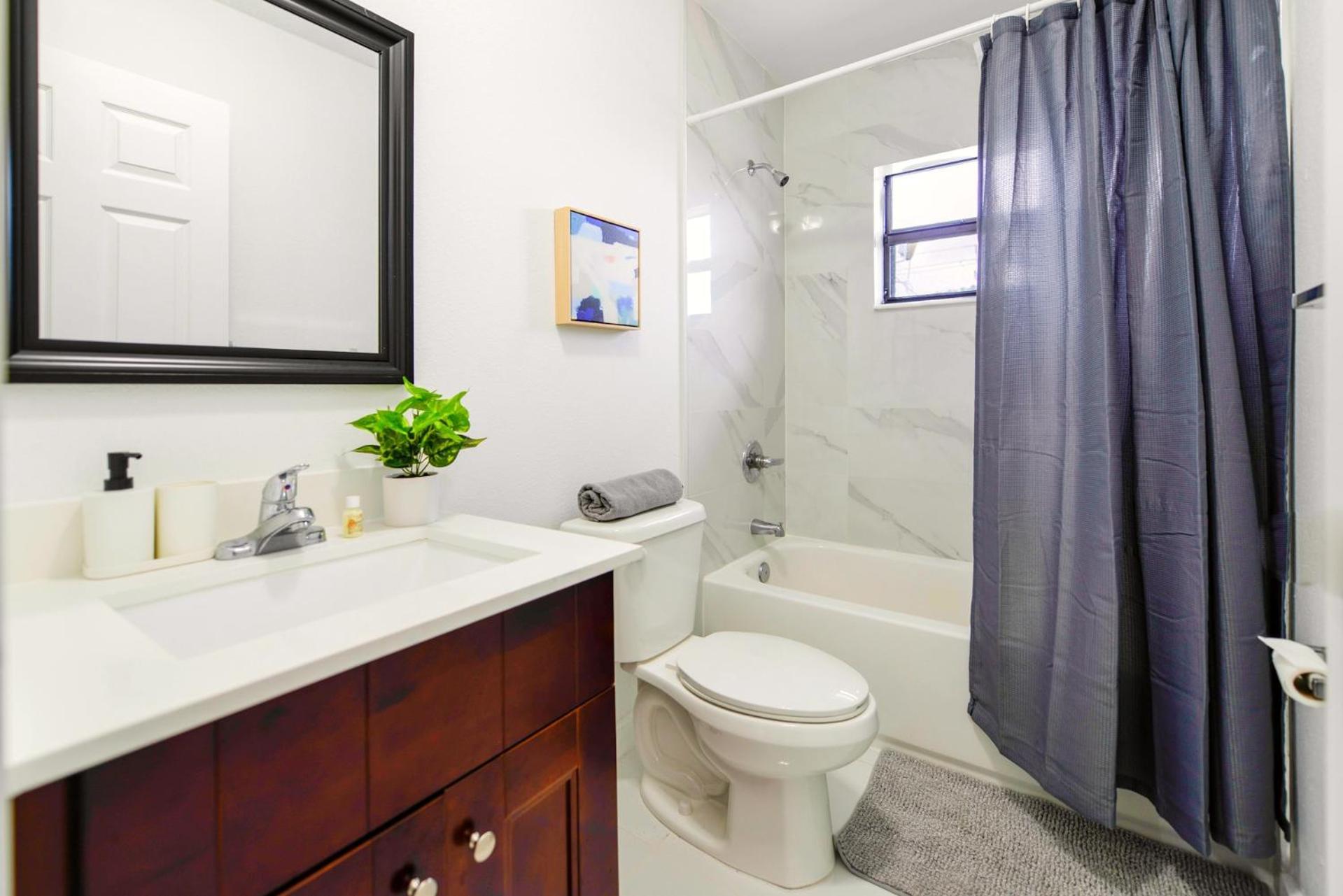 Holiday home Duplex 3br With Free Parking In Northwest *