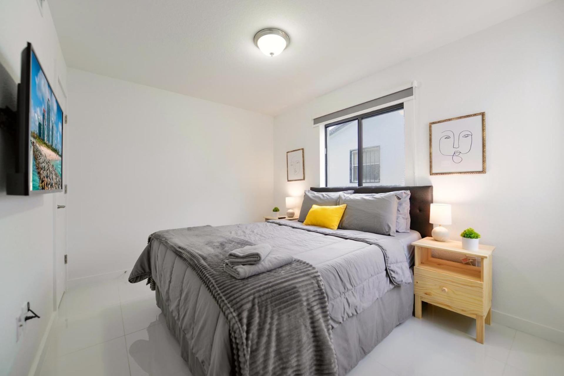 Duplex 3br With Free Parking In Northwest *